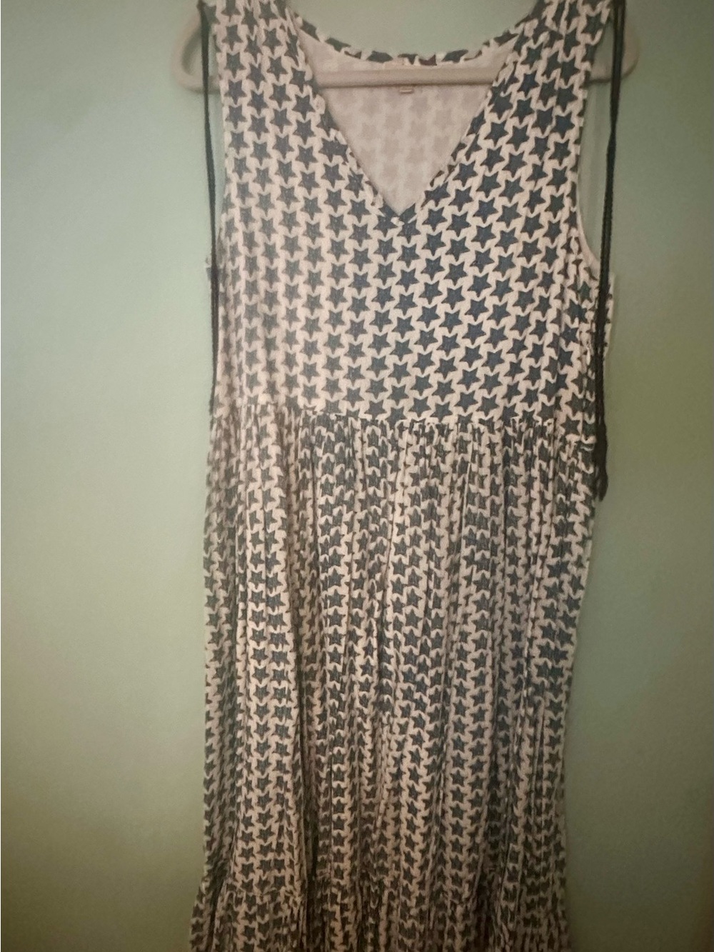 Pink Chicken Sleeveless Star-Print Maxi Dress in Cream and Blue-Green